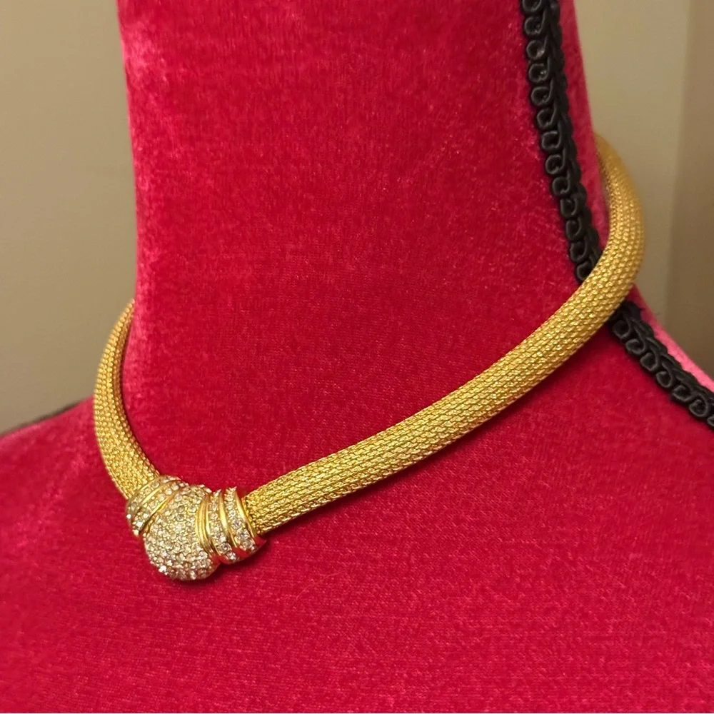 Vintage Christian Dior Danseuse Etoile Choker Gold Necklace - Picture 9 of 13